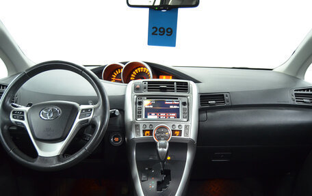 Toyota Verso I, 2012 год, 1 100 000 рублей, 11 фотография