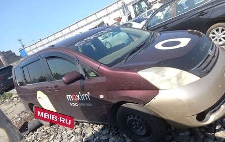 Toyota ISis I, 2004 год, 450 000 рублей, 8 фотография