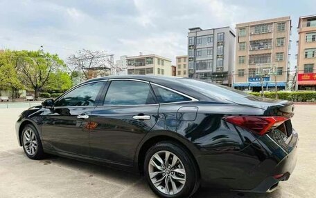 Toyota Avalon, 2022 год, 2 820 000 рублей, 4 фотография