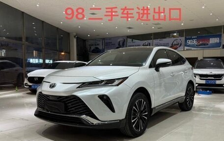 Toyota Venza, 2022 год, 3 600 000 рублей, 3 фотография