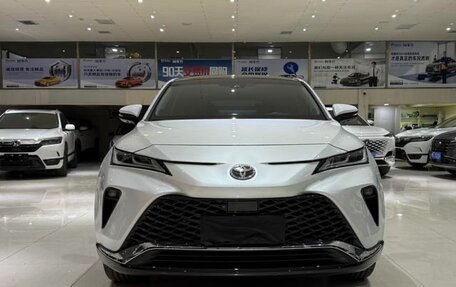 Toyota Venza, 2022 год, 3 600 000 рублей, 2 фотография