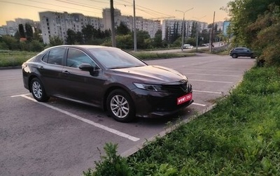 Toyota Camry, 2018 год, 1 930 000 рублей, 1 фотография