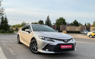 Toyota Camry, 2022 год, 3 900 000 рублей, 1 фотография