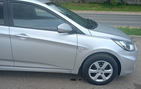 Hyundai Solaris II рестайлинг, 2014 год, 850 000 рублей, 4 фотография