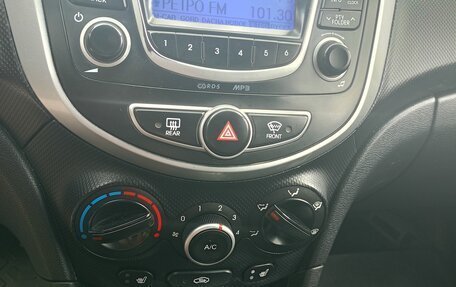 Hyundai Solaris II рестайлинг, 2014 год, 850 000 рублей, 15 фотография