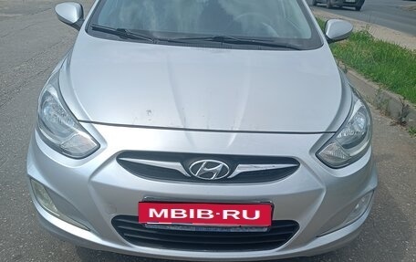 Hyundai Solaris II рестайлинг, 2014 год, 850 000 рублей, 10 фотография