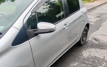 Toyota Vitz, 2013 год, 1 000 000 рублей, 5 фотография