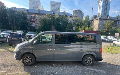 Volkswagen Caravelle T6 рестайлинг, 2019 год, 3 100 000 рублей, 7 фотография