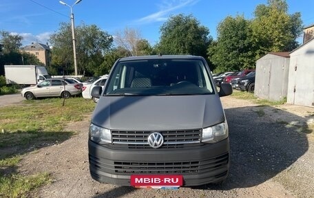 Volkswagen Caravelle T6 рестайлинг, 2019 год, 3 100 000 рублей, 5 фотография