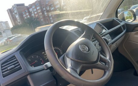 Volkswagen Caravelle T6 рестайлинг, 2019 год, 3 100 000 рублей, 11 фотография