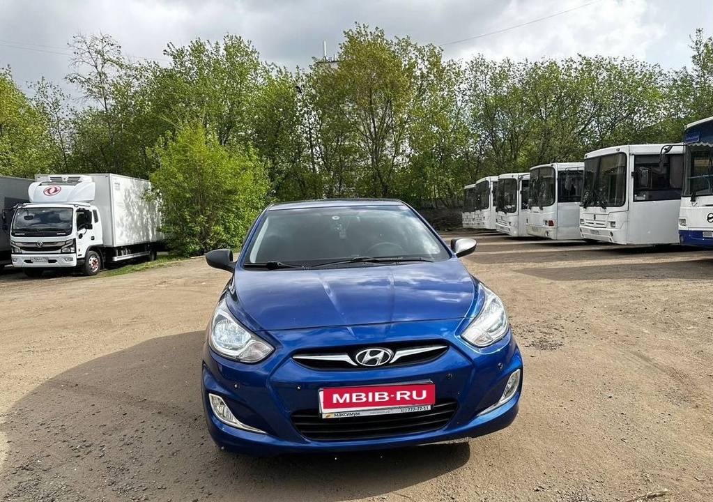 Hyundai Solaris I, 2011 год, 860 000 рублей, 4 фотография