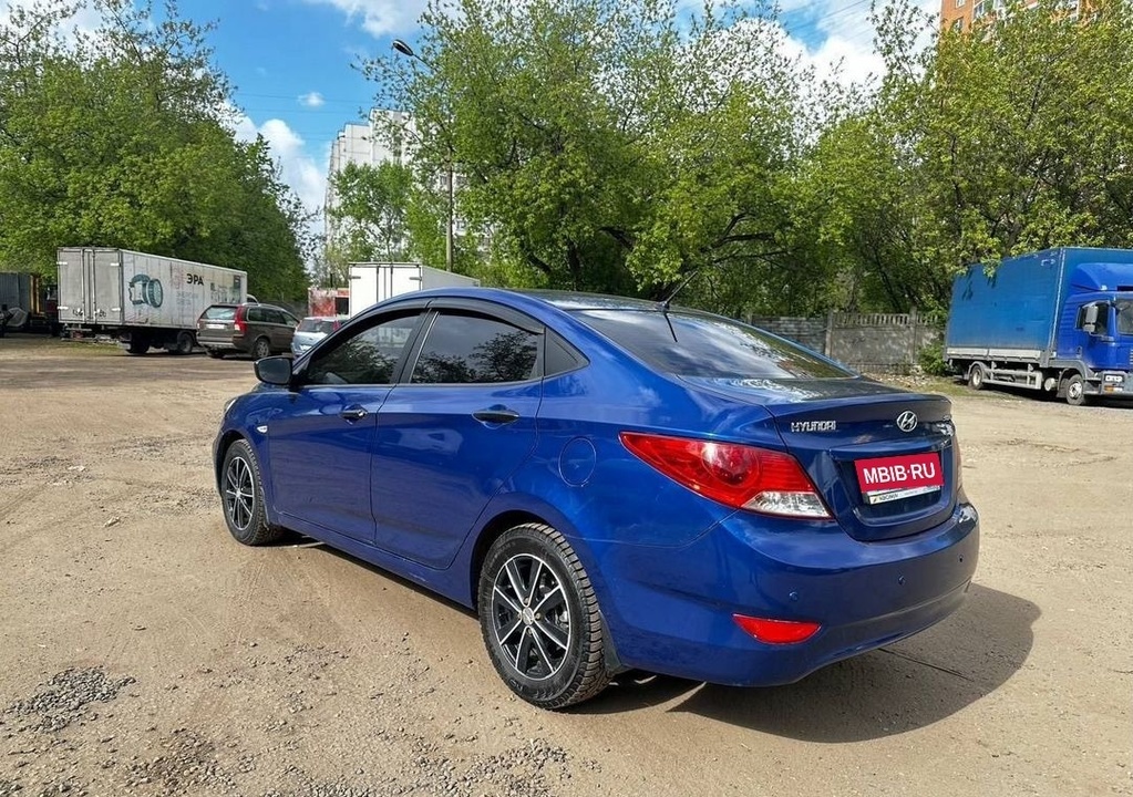 Hyundai Solaris I, 2011 год, 860 000 рублей, 3 фотография