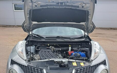 Nissan Juke II, 2014 год, 949 000 рублей, 11 фотография