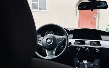 BMW 5 серия, 2007 год, 989 000 рублей, 2 фотография
