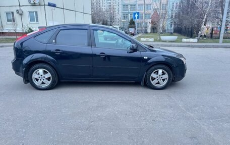 Ford Focus II рестайлинг, 2005 год, 400 000 рублей, 2 фотография