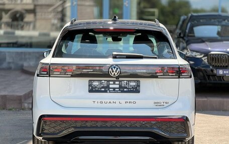 Volkswagen Tiguan, 2025 год, 4 990 000 рублей, 6 фотография