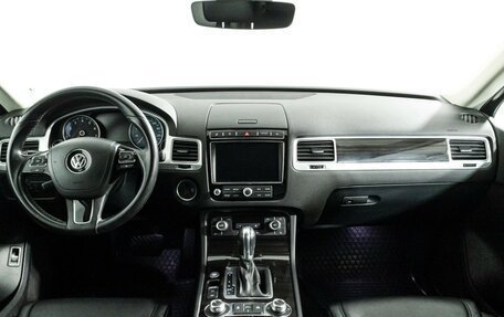 Volkswagen Touareg III, 2017 год, 3 269 700 рублей, 13 фотография