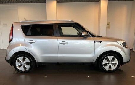 KIA Soul II рестайлинг, 2014 год, 1 220 000 рублей, 2 фотография