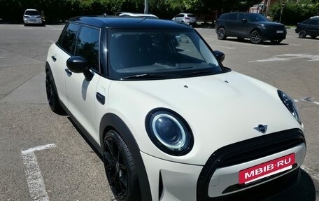 MINI Hatch, 2021 год, 2 400 000 рублей, 4 фотография