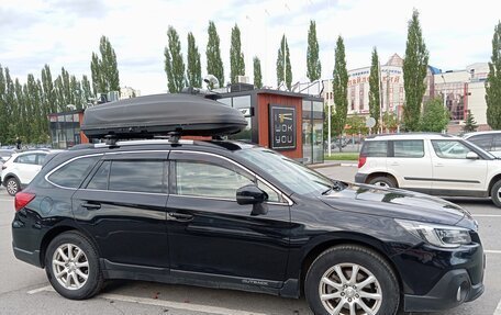 Subaru Outback IV рестайлинг, 2018 год, 2 400 000 рублей, 4 фотография