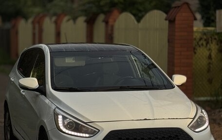 Hyundai Solaris II рестайлинг, 2013 год, 760 000 рублей, 1 фотография