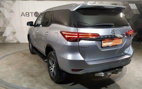 Toyota Fortuner II, 2019 год, 3 390 000 рублей, 5 фотография
