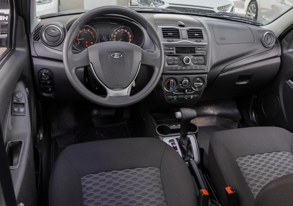 ВАЗ (LADA) Granta, 2018 год, 950 000 рублей, 6 фотография