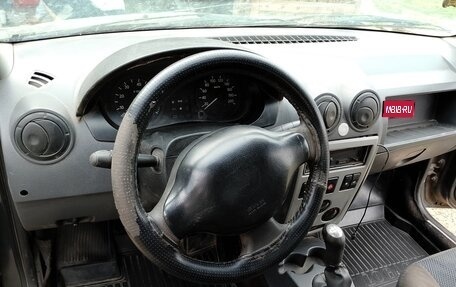 Renault Logan I, 2006 год, 280 000 рублей, 1 фотография