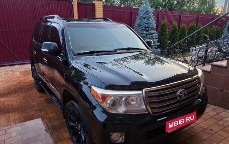 Toyota Land Cruiser 200, 2012 год, 3 470 000 рублей, 1 фотография