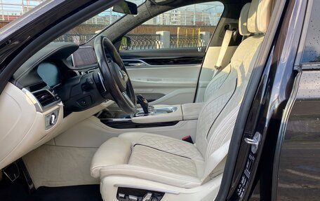 BMW 7 серия, 2019 год, 5 000 000 рублей, 3 фотография