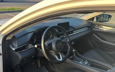 Mazda 6, 2020 год, 2 310 000 рублей, 11 фотография