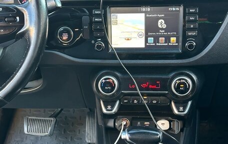 KIA Rio IV, 2018 год, 1 000 000 рублей, 5 фотография
