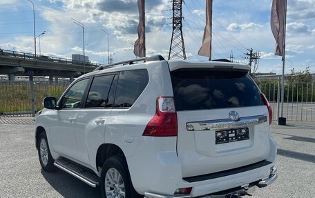 Toyota Land Cruiser Prado 150 рестайлинг 2, 2013 год, 3 649 000 рублей, 7 фотография