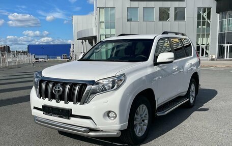 Toyota Land Cruiser Prado 150 рестайлинг 2, 2013 год, 3 649 000 рублей, 3 фотография