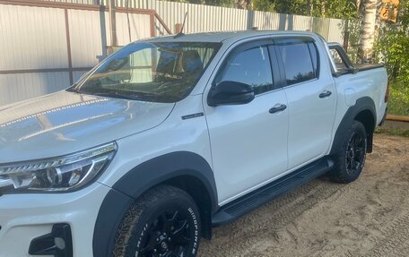 Toyota Hilux VIII, 2020 год, 4 500 000 рублей, 4 фотография