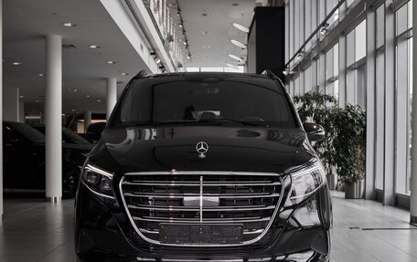 Mercedes-Benz V-Класс, 2025 год, 17 650 000 рублей, 2 фотография