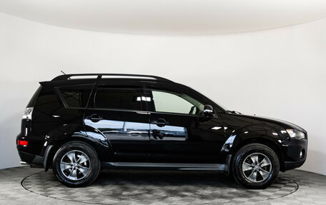 Mitsubishi Outlander III рестайлинг 3, 2011 год, 1 199 000 рублей, 4 фотография