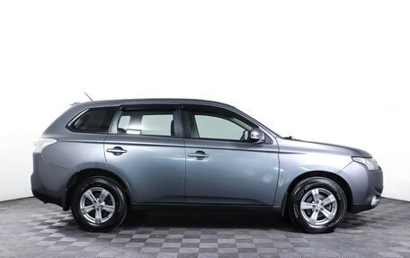 Mitsubishi Outlander III рестайлинг 3, 2012 год, 1 197 000 рублей, 4 фотография