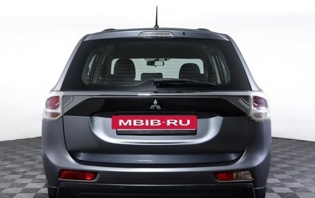 Mitsubishi Outlander III рестайлинг 3, 2012 год, 1 197 000 рублей, 6 фотография