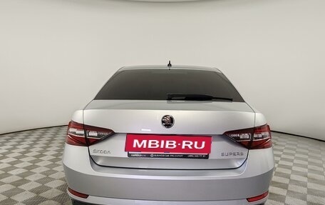 Skoda Superb III рестайлинг, 2017 год, 2 235 000 рублей, 6 фотография
