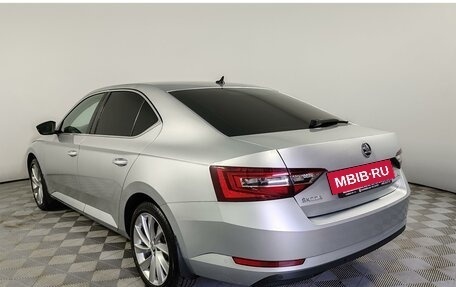 Skoda Superb III рестайлинг, 2017 год, 2 235 000 рублей, 7 фотография