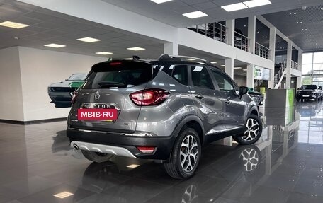 Renault Kaptur I рестайлинг, 2016 год, 1 595 000 рублей, 2 фотография