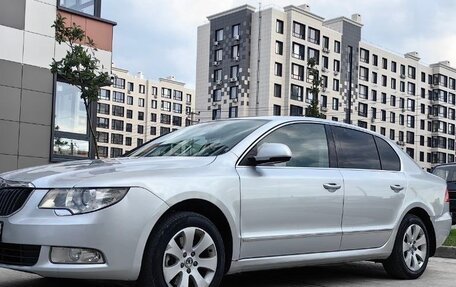 Skoda Superb III рестайлинг, 2010 год, 930 000 рублей, 4 фотография