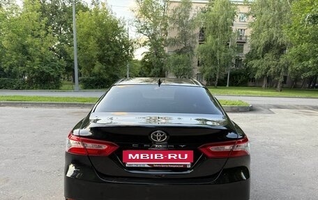 Toyota Camry, 2018 год, 2 200 000 рублей, 7 фотография