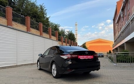 Toyota Camry, 2018 год, 2 850 000 рублей, 5 фотография