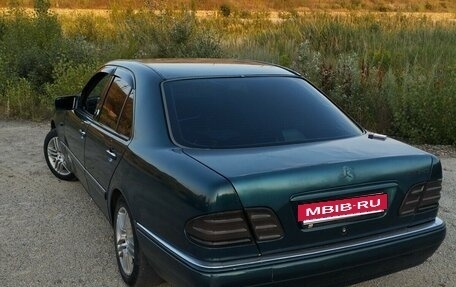 Mercedes-Benz E-Класс, 1999 год, 375 000 рублей, 3 фотография