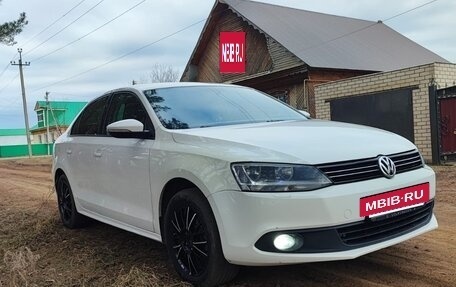 Volkswagen Jetta VI, 2014 год, 1 000 000 рублей, 3 фотография