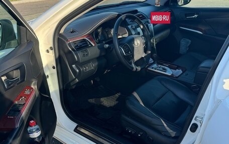 Toyota Camry, 2011 год, 1 500 000 рублей, 8 фотография