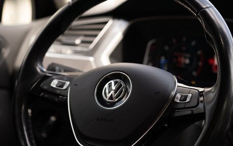 Volkswagen Tiguan II, 2019 год, 2 350 000 рублей, 4 фотография