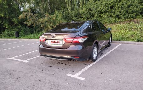 Toyota Camry, 2018 год, 1 930 000 рублей, 3 фотография